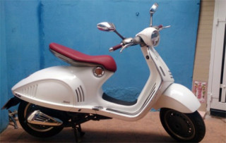  Thợ Việt Nam tự chế siêu xe tay ga Vespa 946 