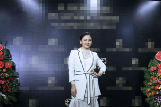 Văn Mai Hương và Bảo Trâm Idol cùng làm giám khảo chấm thi tài năng