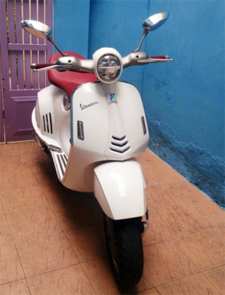  Vespa 946 tự chế của thợ Sài Gòn 