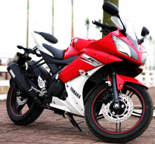  Yamaha YZF-R15 - sportbike bản lĩnh ‘con nhà nòi’ 