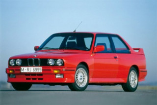  25 năm và nghệ thuật sống còn của BMW M3 