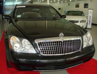  Dân chơi Việt Nam tậu siêu xe đem... giấu 