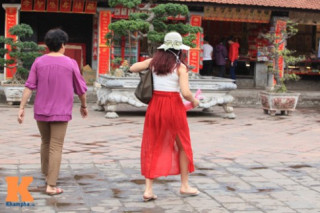 6 lưu ý về trang phục đi lễ chùa đầu năm