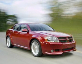  Chrysler thu hồi gần nửa triệu xe 