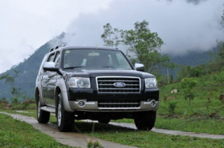  Ford Việt Nam trình làng Everest mới 