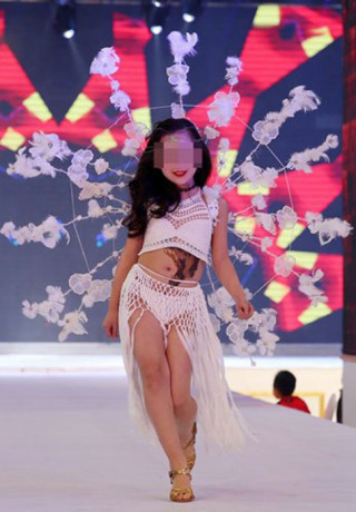 Trung Quốc: Mẫu nhí diễn nội y như Victoria‘s Secret gây phản cảm