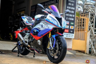 BMW S1000RR hàng khủng của Liqui Moly Team