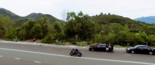 Cá mập S1000RR hoành tráng dạo biển Nha Trang