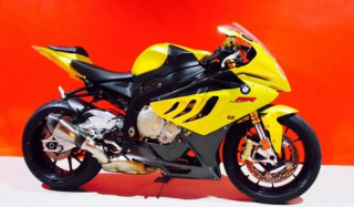 Ngỡ ngàng với chú cá mập BMW S1000RR bị bệnh gan