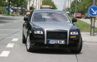  Rolls-Royce Ghost sẽ sở hữu công nghệ mới nhất 