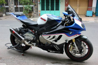 Siêu cá mập 2010 lạ mắt trong bộ cánh tem mờ độc đáo