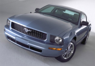  Ford Mustang thế hệ mới xuất hiện vào 2014 