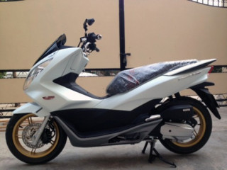  Honda PCX150 2014 đầu tiên về Việt Nam 