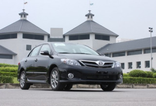  Toyota Altis RS - thêm chút trẻ trung 