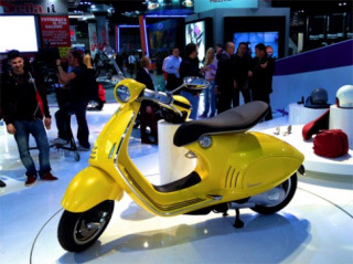  Vespa 946 giá 13.000 USD tại Ấn Độ 