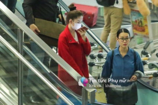 Ngọc Trinh lộ vẻ mệt mỏi tại sân bay sau kỳ nghỉ với người yêu tỷ phú