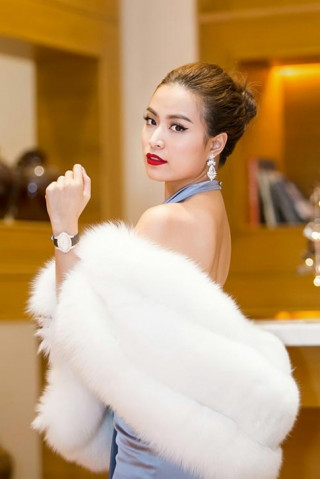 Vắng người yêu, Hoàng Thùy Linh vẫn đẹp hút mắt nhìn tại Hà Nội