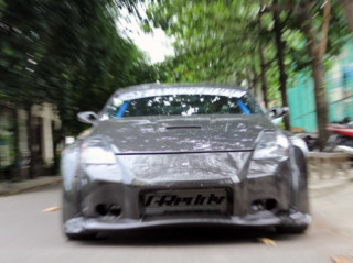  Nissan 350Z ‘Art of carbon’ trên phố Sài Gòn 