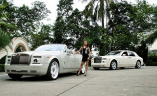  Bộ đôi Rolls-Royce Phantom du xuân Hà Nội 