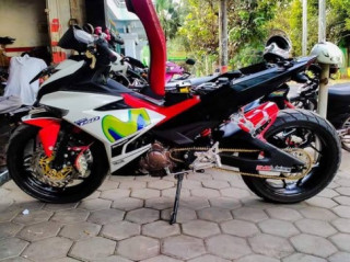 Exciter 2010 lên dàn áo , độ hầm hố .