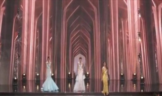  Hoàng Hải kể chuyện làm váy 5.000 USD cho Hoa hậu Hoàn vũ Pháp 