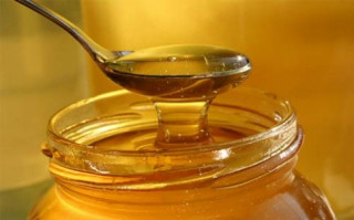 Mách bạn cách uống mật ong khiến da hồi sinh một cách thần kỳ chỉ trong 1 tuần
