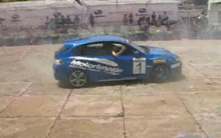 Màn drift xe hơi ngoạn mục tại Việt Nam 