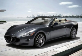  Maserati công bố giá bán siêu xe GranCabrio 