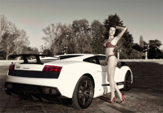  Siêu xe Lamborghini và siêu mẫu chân dài 