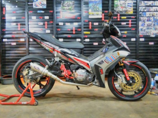 Spark 135i độ cực chất với dàn chân phiên bản đường đua