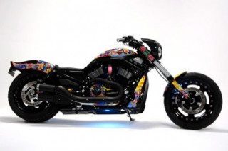  Thời trang lạ mắt cho ‘vua bóng đêm’ Harley Davidson 