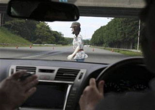  Toyota phát triển hệ thống chống va chạm mới 