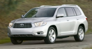  Toyota triệu hồi 300.000 RAV4 và Highlander tại Mỹ 