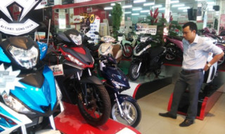  Xe máy loạn giá dịp cận Tết 