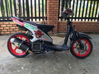 Yamaha Luvias 4 vale đầu lớn, trái 76 lòng CNC, pô SBK, bình nắp chao 38
