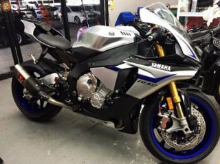 Yamaha R1M siêu chất với dàn đồ chơi đắt giá