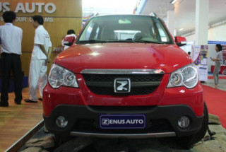  Zenus 1.3 - ‘cái bóng’ của Daihatsu Terios tại Việt Nam 