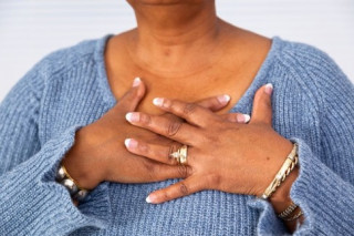 7 dấu hiệu báo trước một cơn đau tim