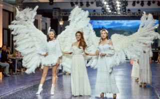  ‘Angels by The Sea’ lần đầu xuất hiện tại Việt Fashion Week 2018 