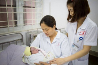 Bệnh viện Đa khoa Sóc Sơn- Hà Nội đỡ đẻ thành công ca sinh tự nhiên 5,2 kg
