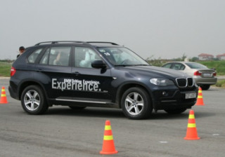  Nâng cao kỹ năng lái với ‘Trải nghiệm BMW’ 