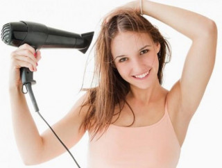 Những sai lầm tai hại của phái đẹp khi chăm sóc tóc uốn cụp