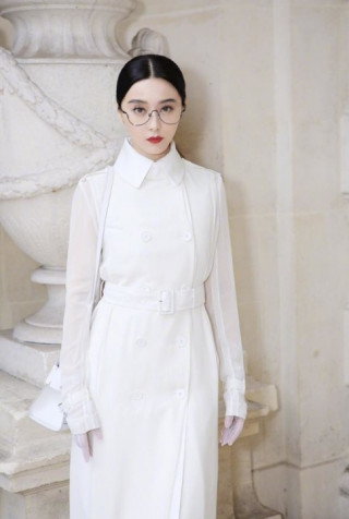 Nữ thần Phạm Băng Băng diện đồ đôi cùng trai đẹp ‘Thượng Ẩn’ tại Paris Fashion Week