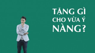 Cư dân mạng xôn xao với clip chọn quà 20/10 cho người ấy
