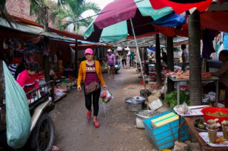 Khu chợ Sài Gòn chỉ bán đặc sản xứ Huế
