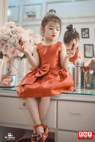 Nàng “công chúa” 4 tuổi cực điệu đà, đáng yêu ở Yên Bái
