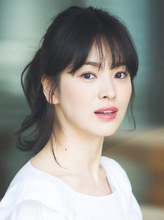 Song Hye Kyo, Jang Nara trẻ ra chục tuổi chỉ nhờ điều này!