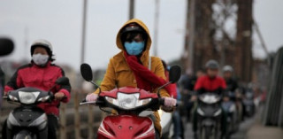Thói quen nên có giúp người đi xe máy không bị ốm trời lạnh