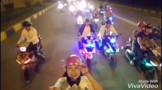 Hàng chục chiếc Exciter lòe loẹt dàn hàng 4 gây mất trật tự đường phố