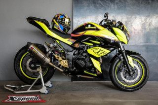 Kawasaki Z250 nổi bật trong cánh AGV Corsa Soleluna